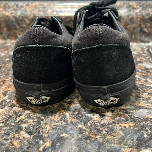 Vans  boys Old Skool Triple Black Suede Sneaker size 3 - Picture 5 of 9